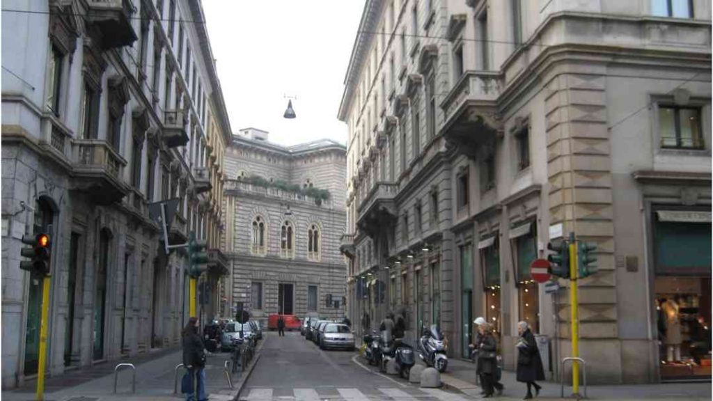 Via Montenapoleone